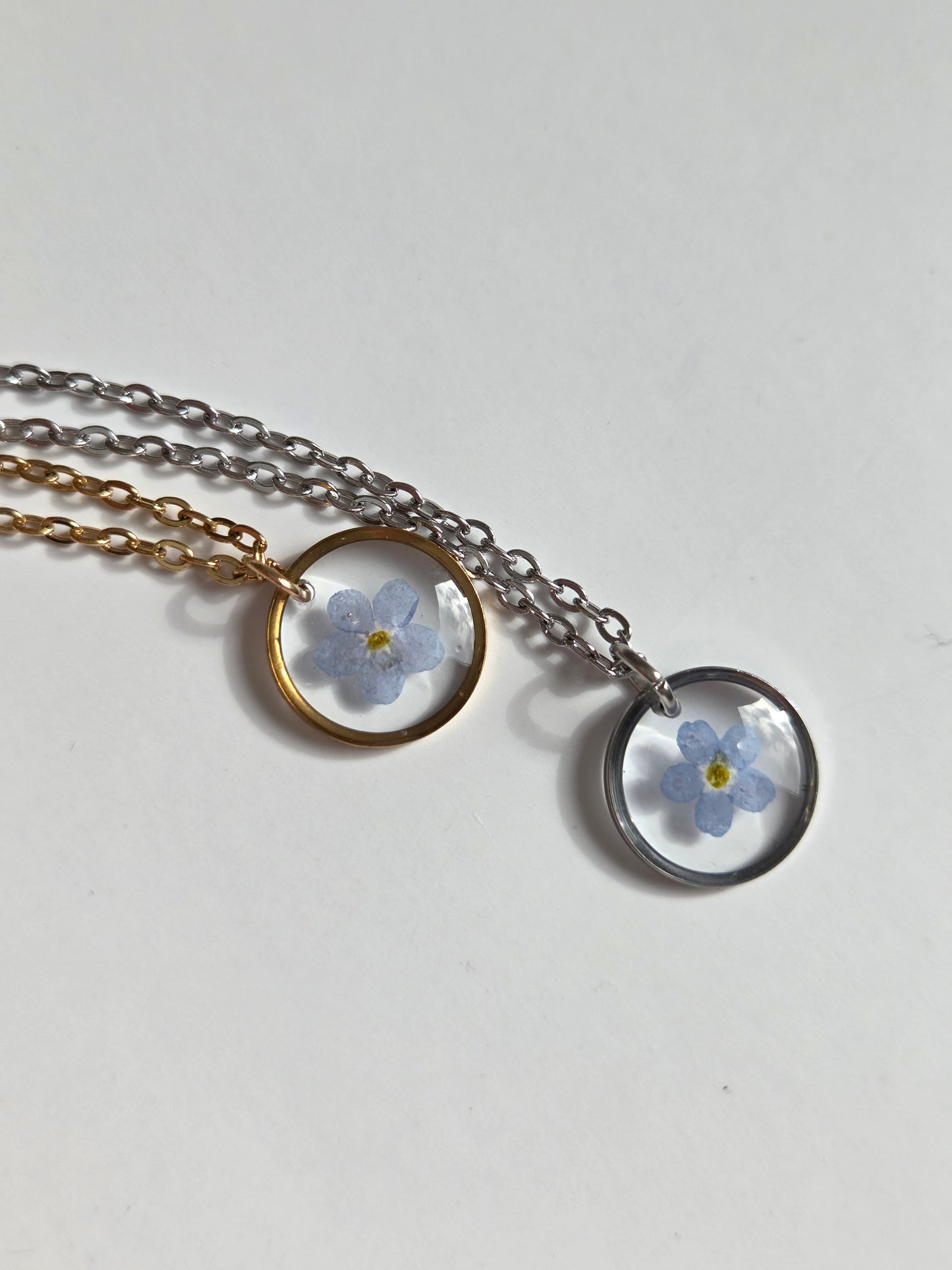 Halskette mit Anhänger - Vergissmeinnicht Kreis - 10mm