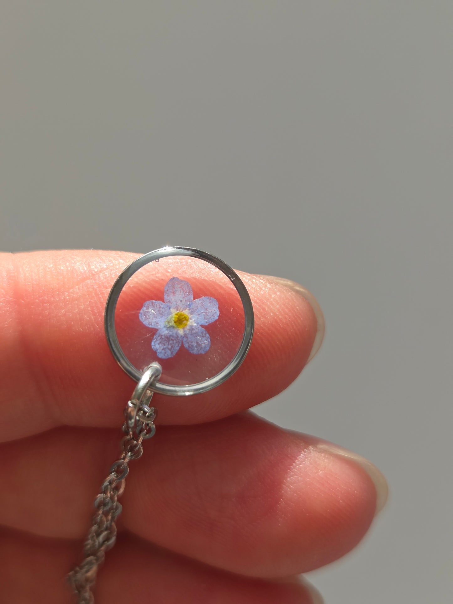 Halskette mit Anhänger - Vergissmeinnicht Kreis - 10mm