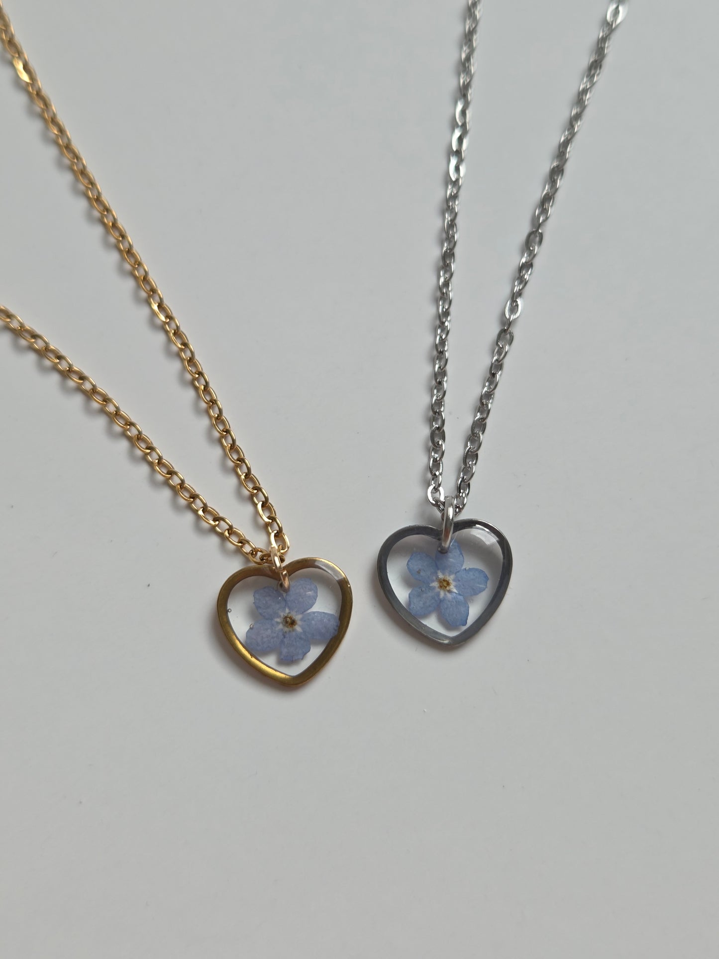 Halskette mit Anhänger - Vergissmeinnicht Herz - 10mm
