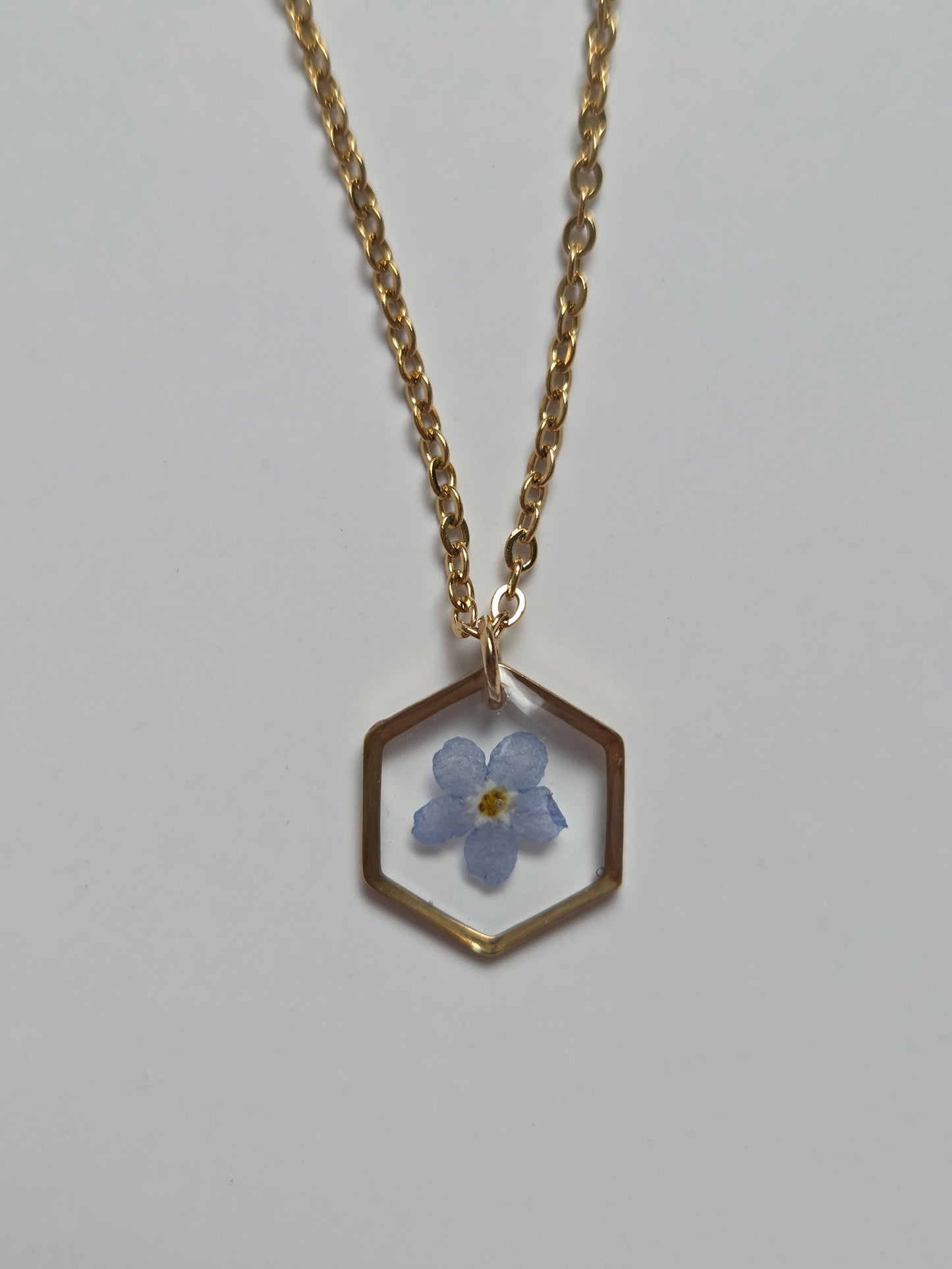 Halskette mit Anhänger - Vergissmeinnicht Sechseck - 10mm