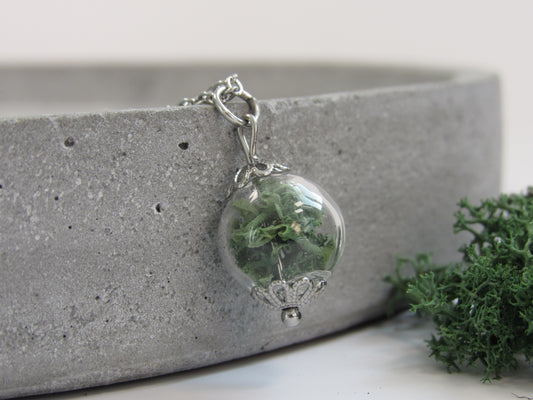 Halskette mit Glaskugel - Isländisch Moos