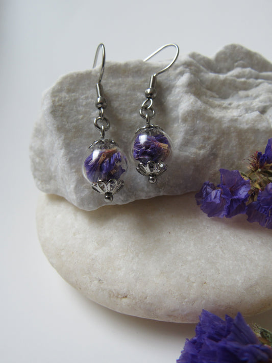 Hängeohrringe mit Glaskugel - Strandflieder